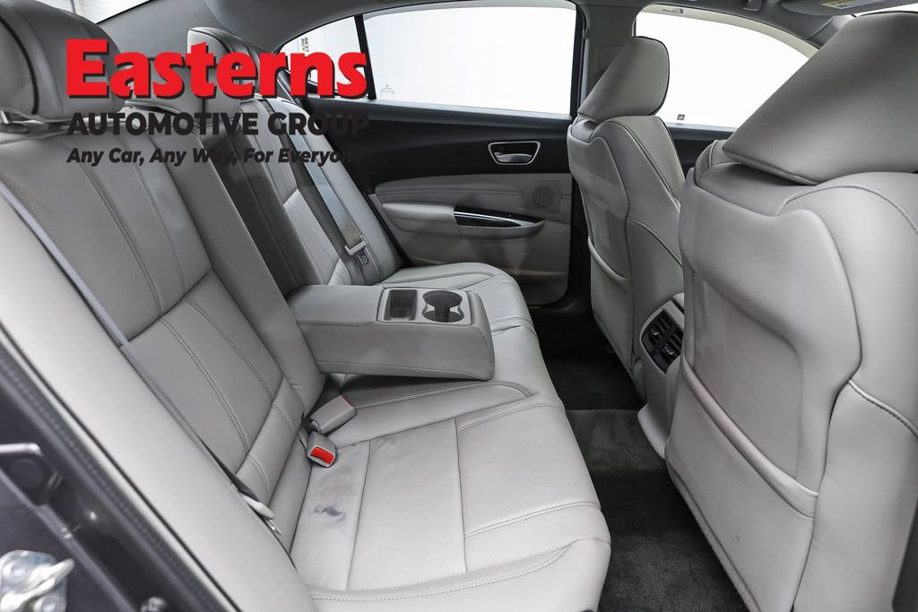 Used 2018 Acura TLX w/ Technology Package FWD image 26
