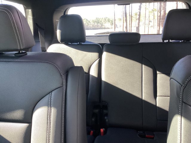 New 2026 Chevrolet Traverse LT w/ Midnight/Sport Edition image 15
