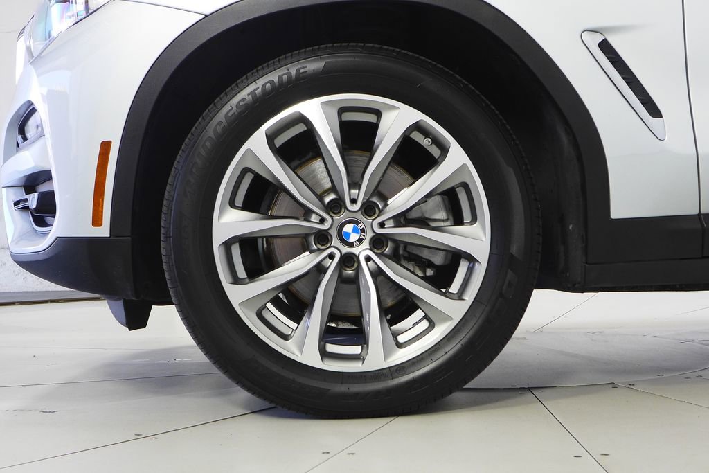 Used 2019 BMW X3 sDrive30i w/ Convenience Package RWD image 5