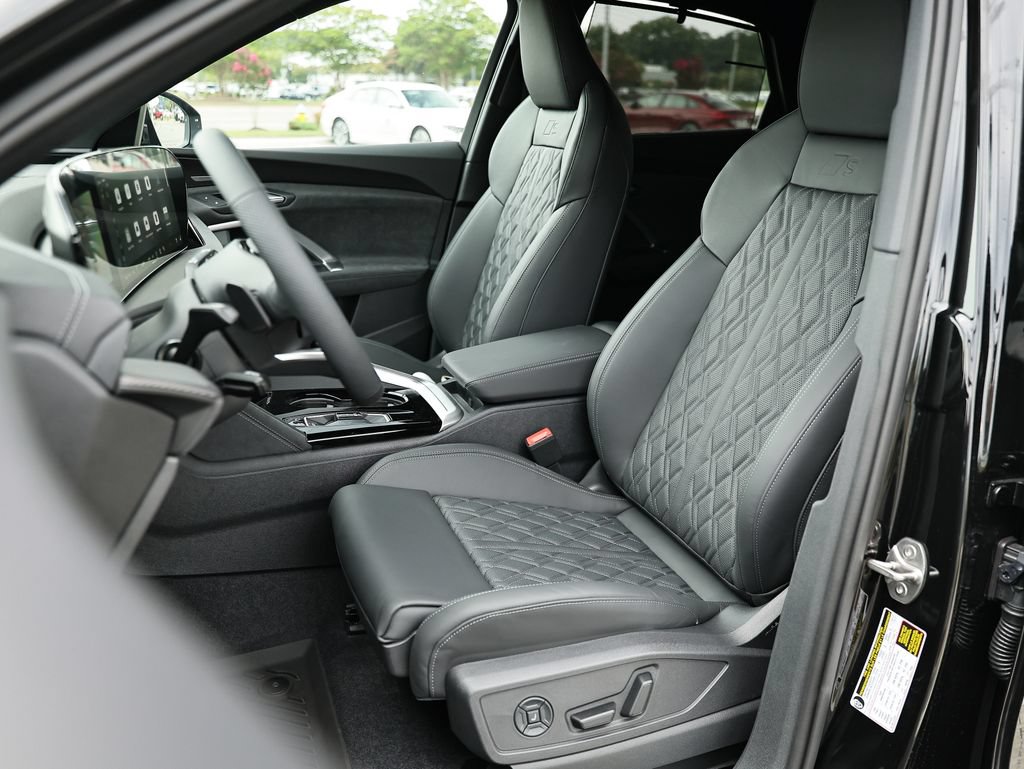 New 2026 Audi SQ5 Prestige AWD/4WD image 20