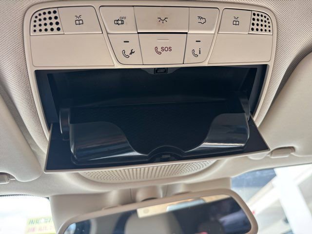 Used 2017 Mercedes-Benz GLC 300 4MATIC w/ Premium 3 Package image 42