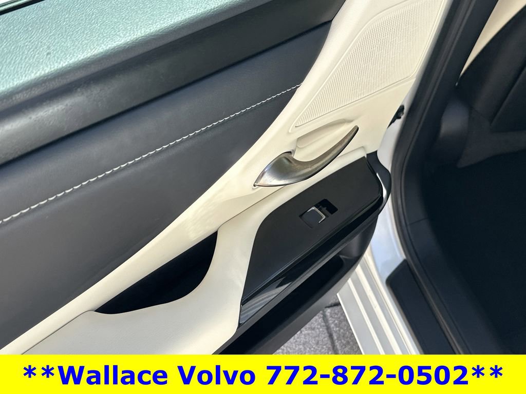 Used 2022 Lexus ES 350 w/ Premium Package FWD image 14
