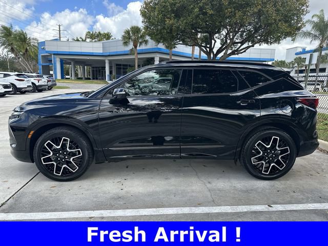 Certified 2025 Chevrolet Blazer RS w/ Driver Confidence II Package image 15