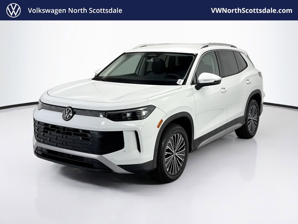 Used 2025 Volkswagen Tiguan S w/ 18" Wheel Package FWD image 1