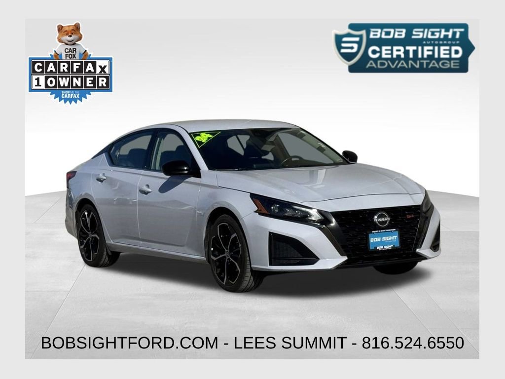 Used 2024 Nissan Altima 2.5 SR image 1