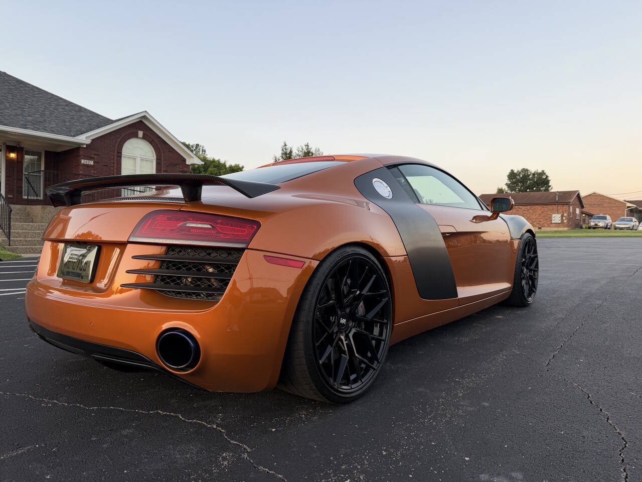Used 2014 Audi R8 V8 w/ Ceramic Brake Package AWD/4WD image 7