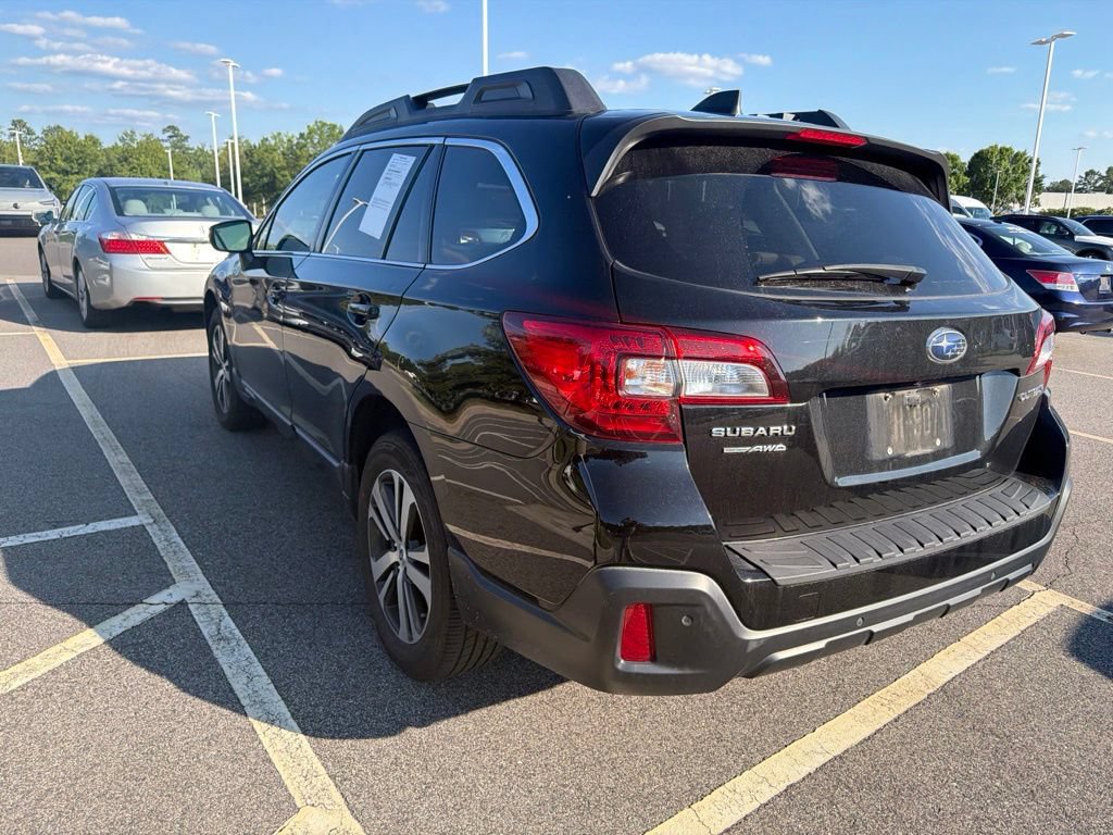 Used 2018 Subaru Outback 2.5i Limited AWD/4WD image 17