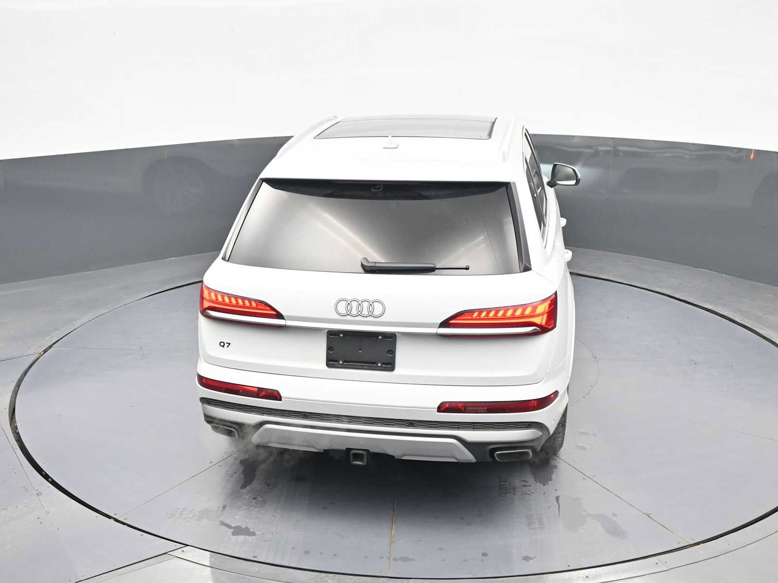 Used 2025 Audi Q7 3.0T Prestige w/ Prestige Package AWD/4WD image 30