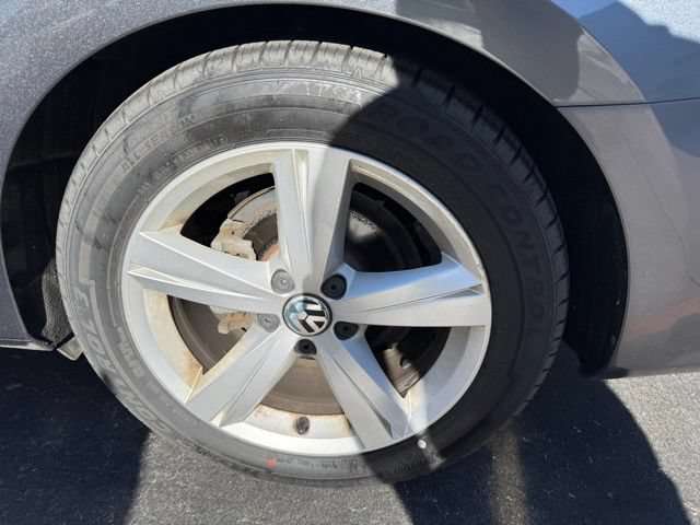 Used 2014 Volkswagen Passat 1.8T Wolfsburg Edition FWD image 13