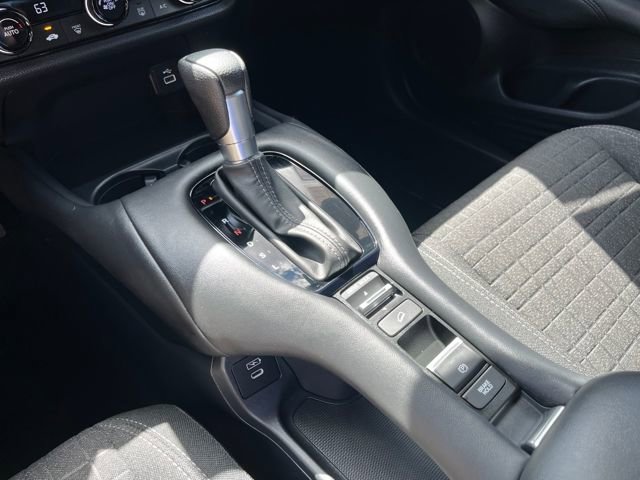 Certified 2025 Honda HR-V LX image 28