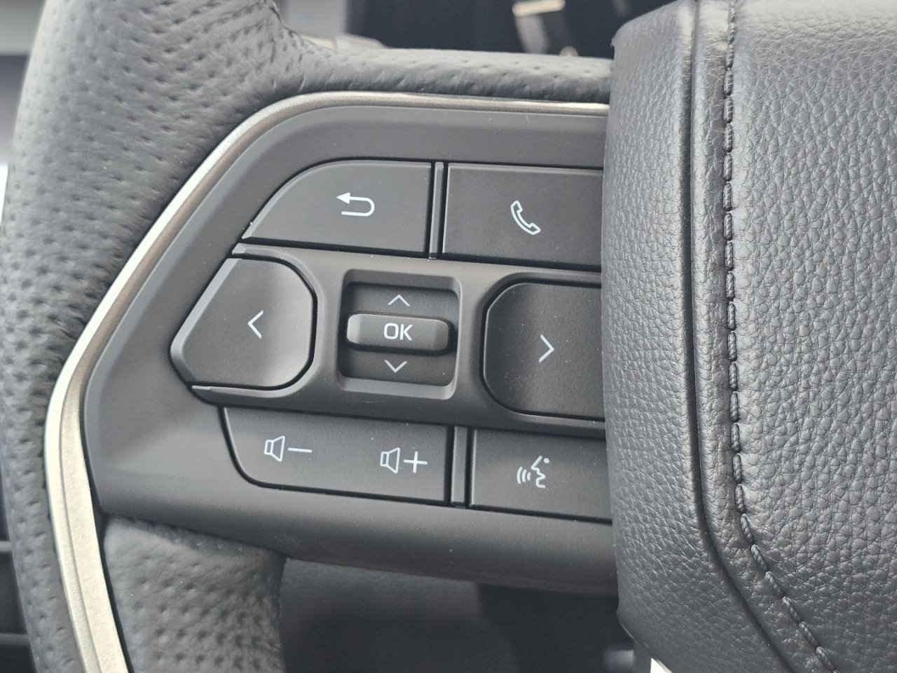 New 2026 Toyota Tacoma TRD Off-Road AWD/4WD image 34