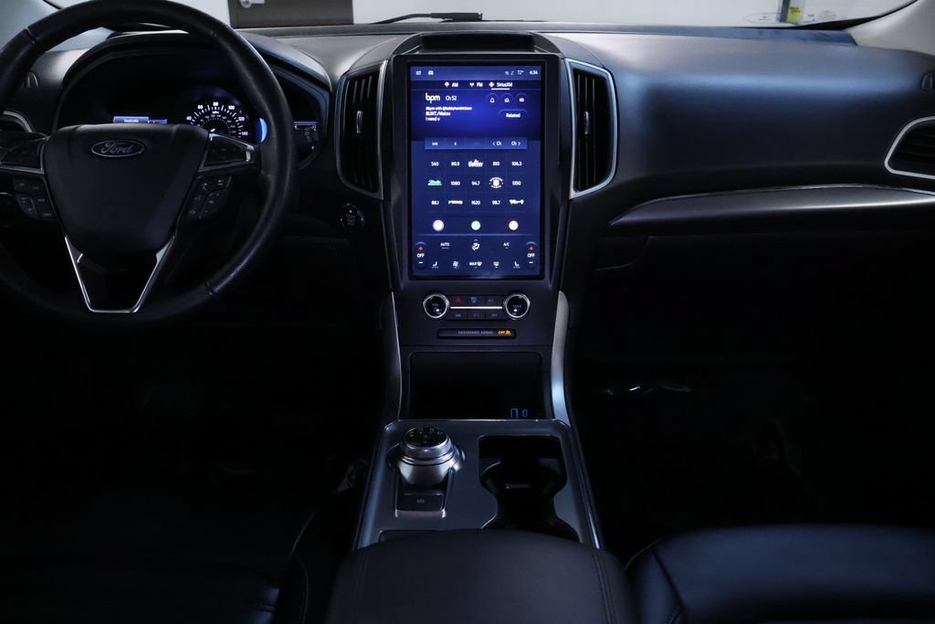 Used 2022 Ford Edge SEL w/ Convenience Package AWD/4WD image 16