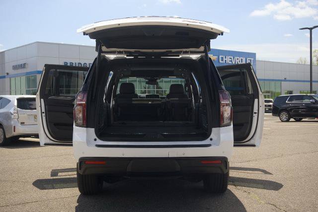 Used 2023 Chevrolet Suburban RST AWD/4WD image 10