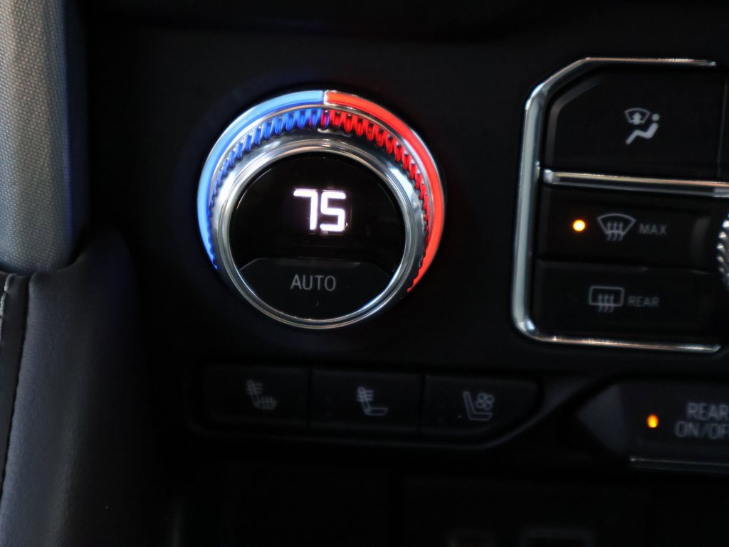 Used 2022 GMC Yukon SLT w/ SLT Luxury Package image 41