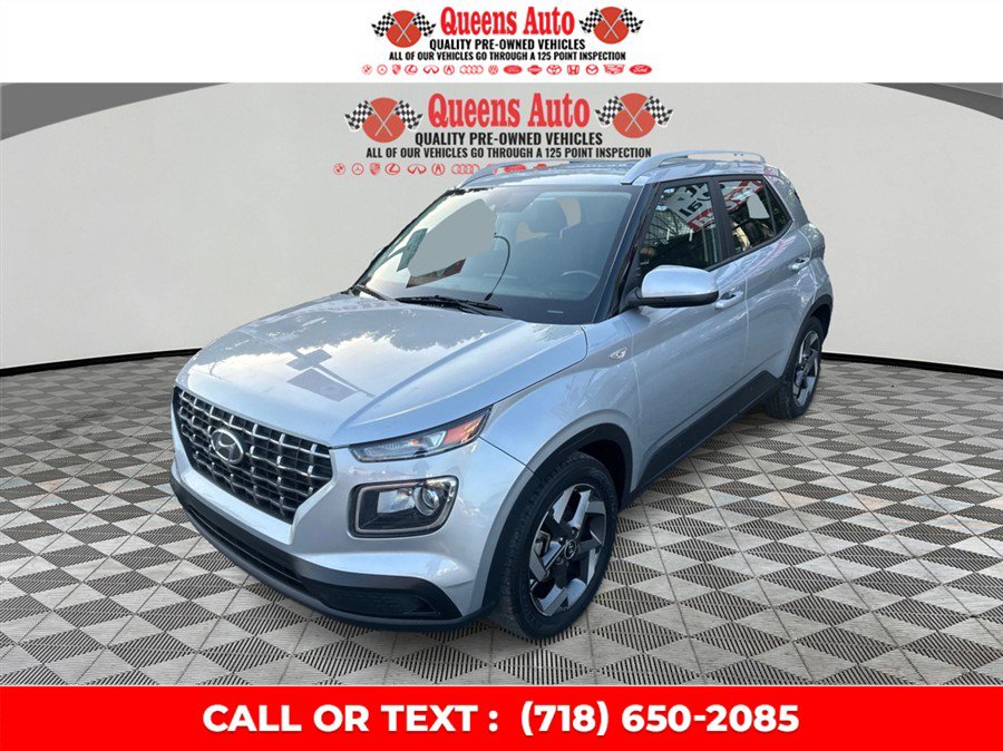 Used 2021 Hyundai Venue SEL w/ Cargo Package FWD image 2