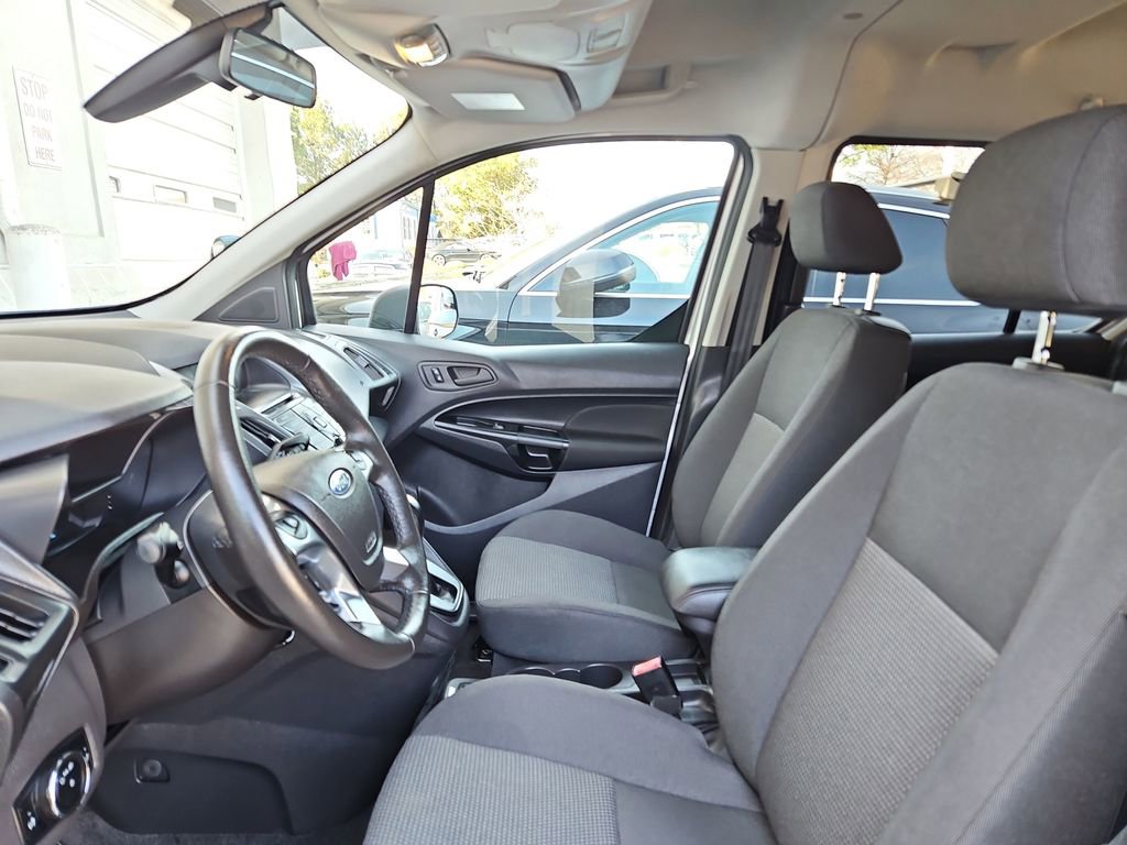 Used 2018 Ford Transit Connect XL image 19