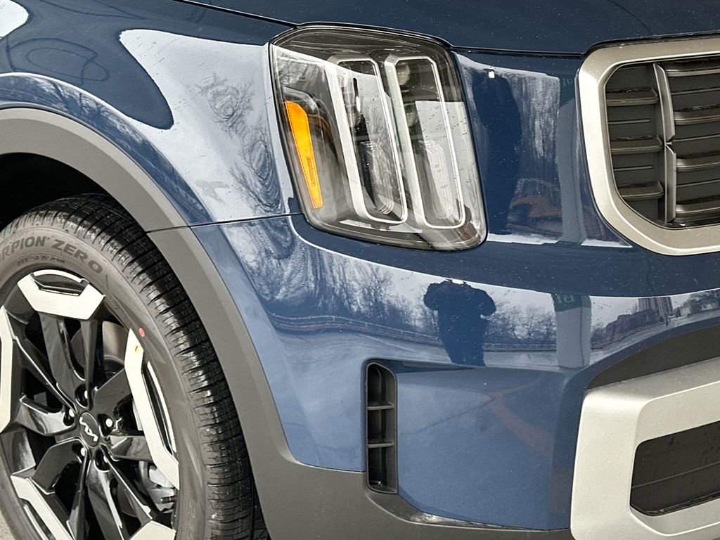 New 2025 Kia Telluride S image 11