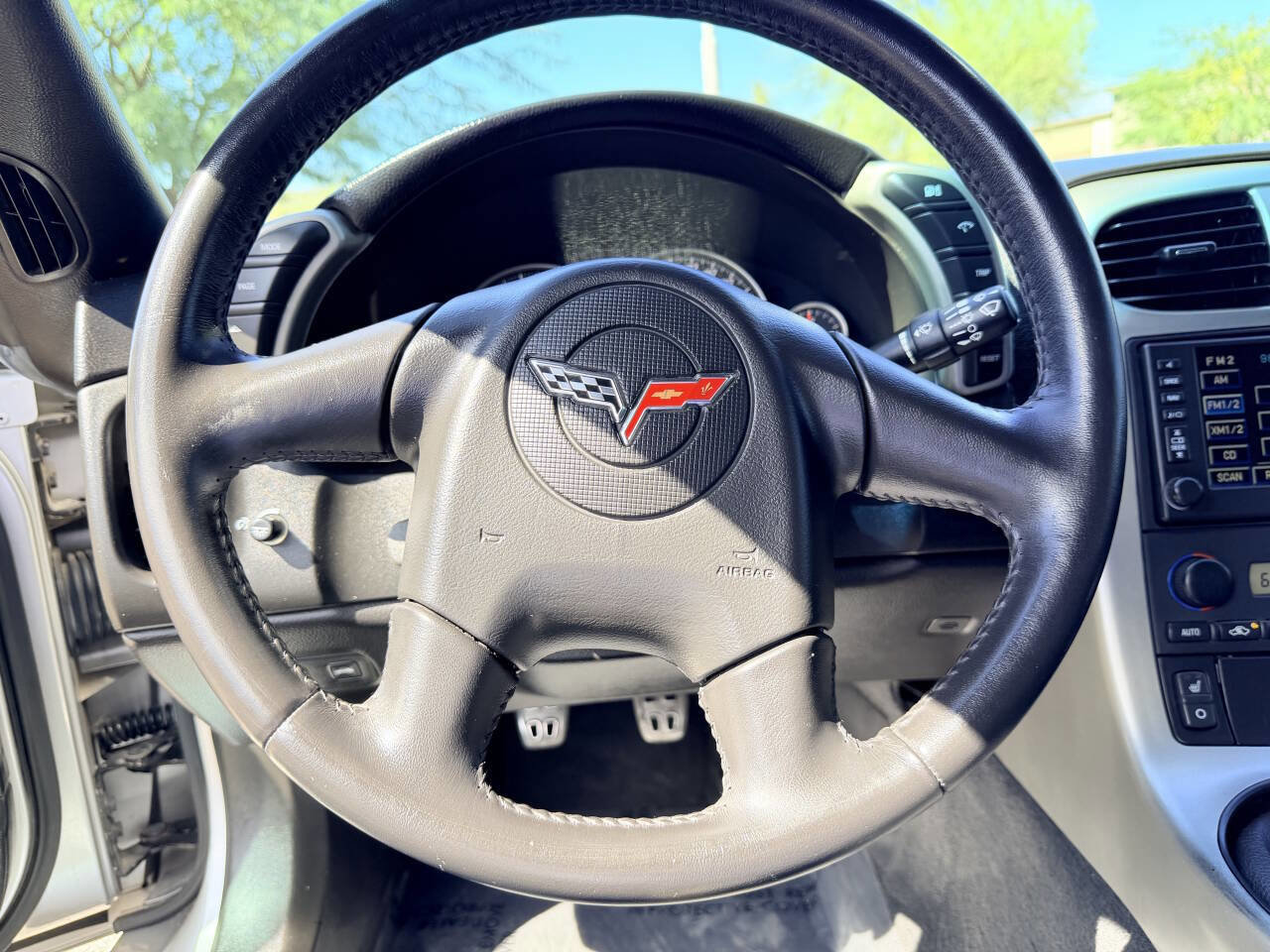 Used 2005 Chevrolet Corvette Coupe w/ Preferred Equipment Group RWD image 15