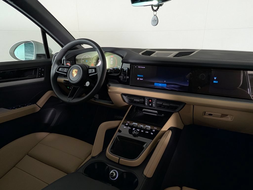 New 2026 Porsche Cayenne AWD/4WD image 22