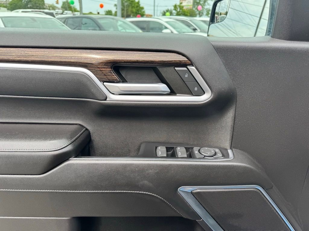 Used 2022 GMC Sierra 1500 Elevation AWD/4WD image 11