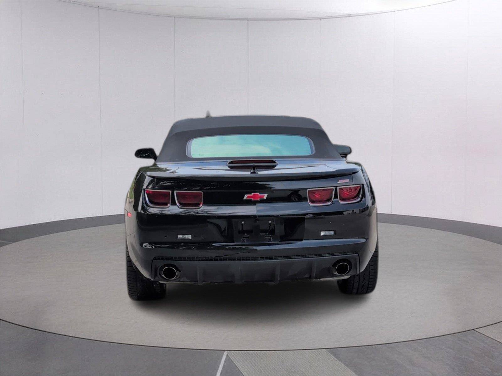 Used 2011 Chevrolet Camaro SS w/ RS Package RWD image 4