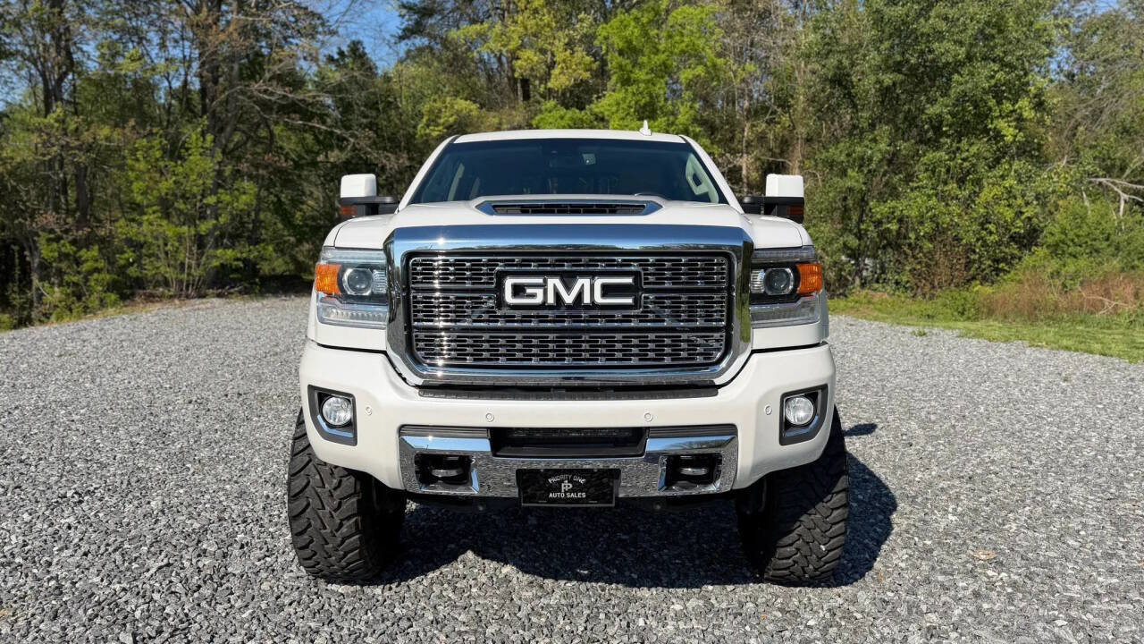 Used 2019 GMC Sierra 2500 Denali w/ Duramax Plus Package image 2