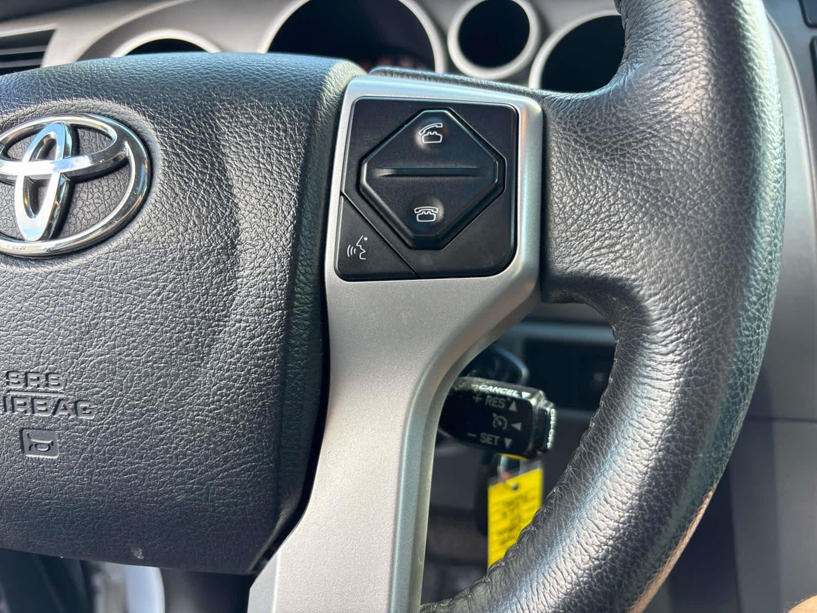 Used 2016 Toyota Sequoia SR5 AWD/4WD image 24