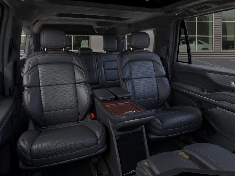 New 2025 Lincoln Navigator L Black Label image 11