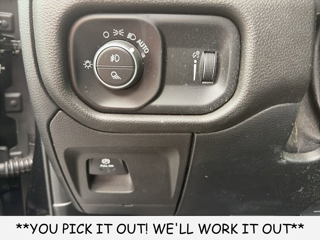 Used 2020 RAM 1500 Big Horn AWD/4WD image 11