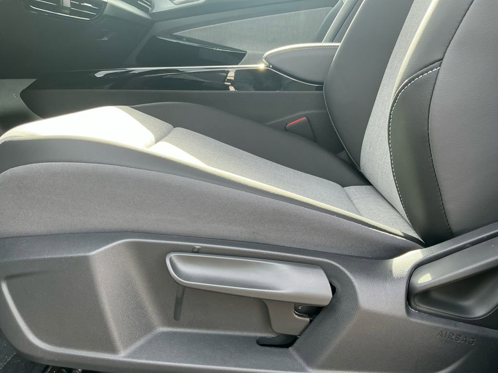 New 2026 Volkswagen ID.4 Pro image 23