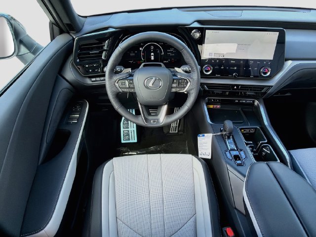 New 2026 Lexus TX 500h AWD w/ Technology Package image 18