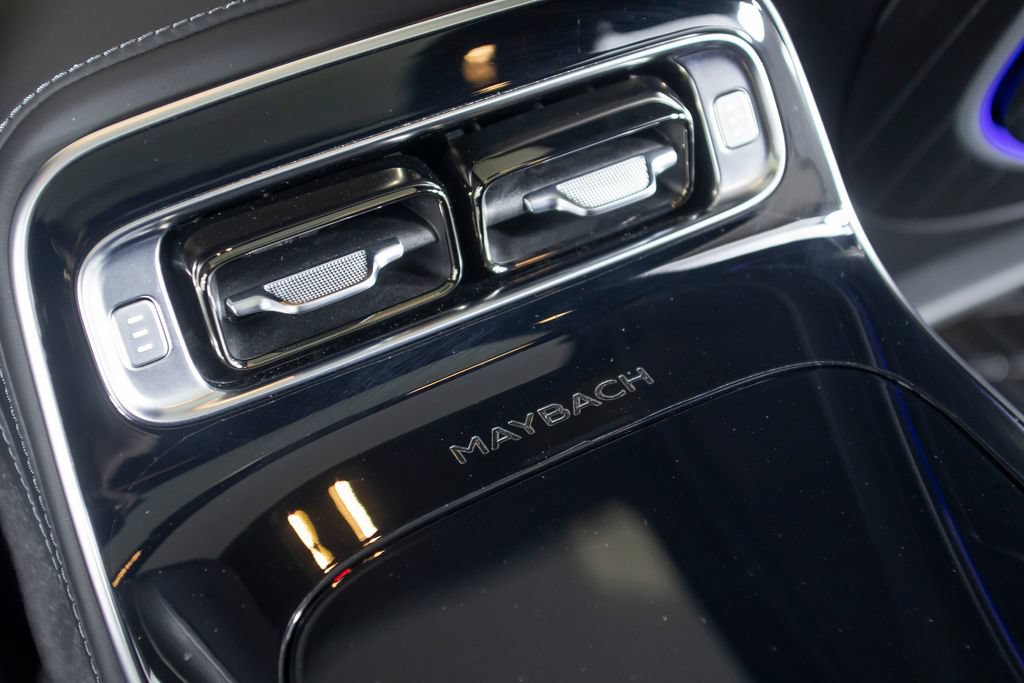 Used 2024 Mercedes-Benz Maybach S 580 4MATIC image 52