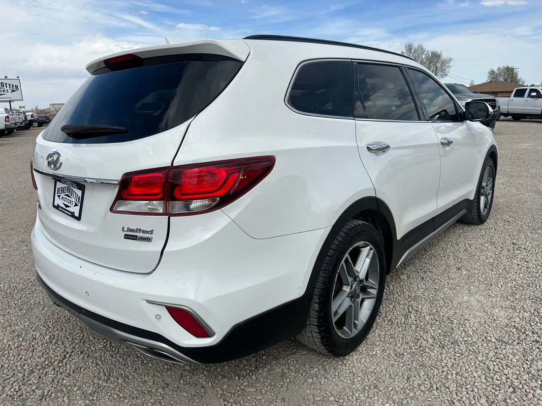 Used 2019 Hyundai Santa Fe XL AWD/4WD image 11