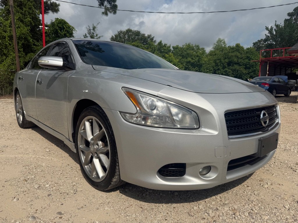 Used 2011 Nissan Maxima 3.5 SV w/ Sport Pkg image 3