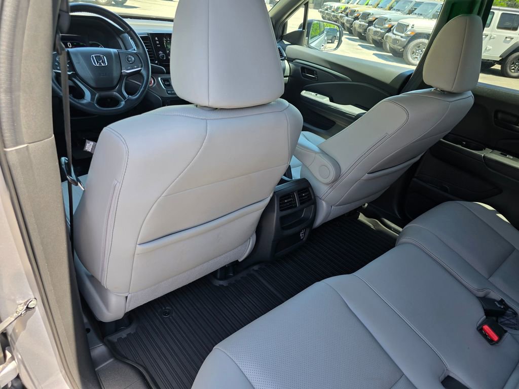 Used 2023 Honda Passport EX-L image 28