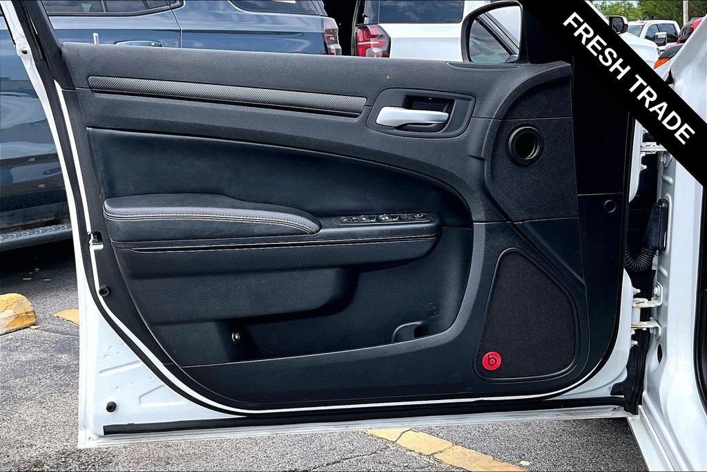 Used 2013 Chrysler 300 S RWD image 19