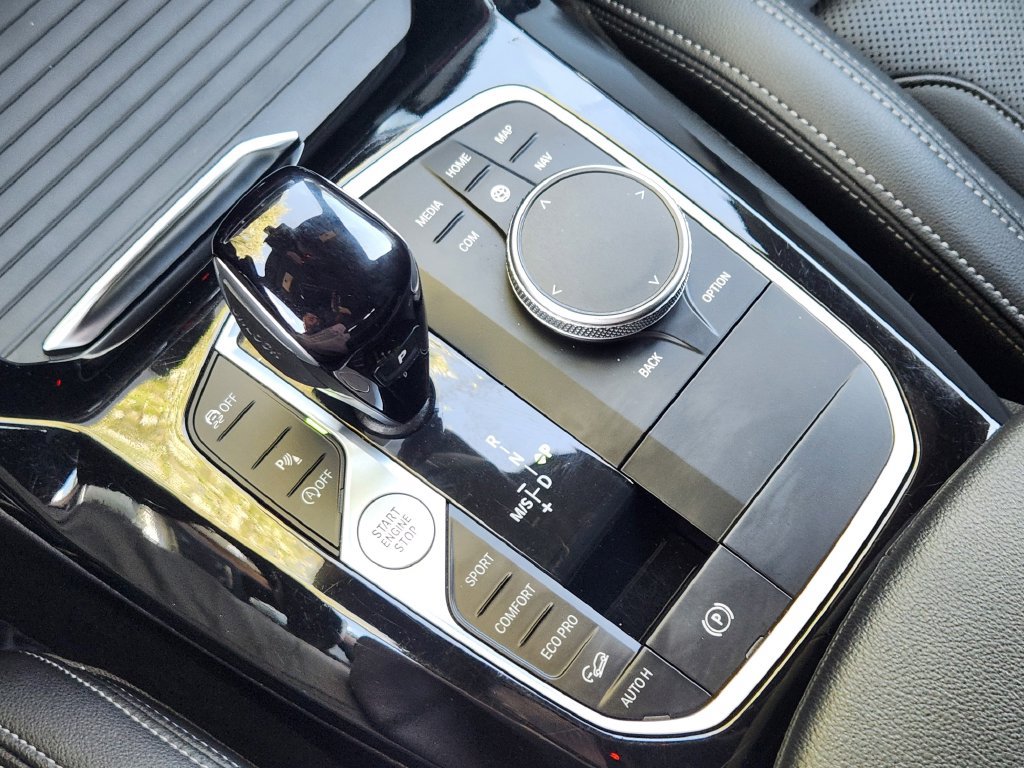 Used 2024 BMW X3 xDrive30i AWD/4WD image 11