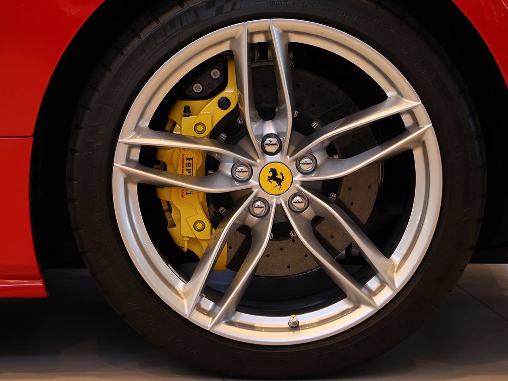 Certified 2017 Ferrari 488 Spider RWD image 59