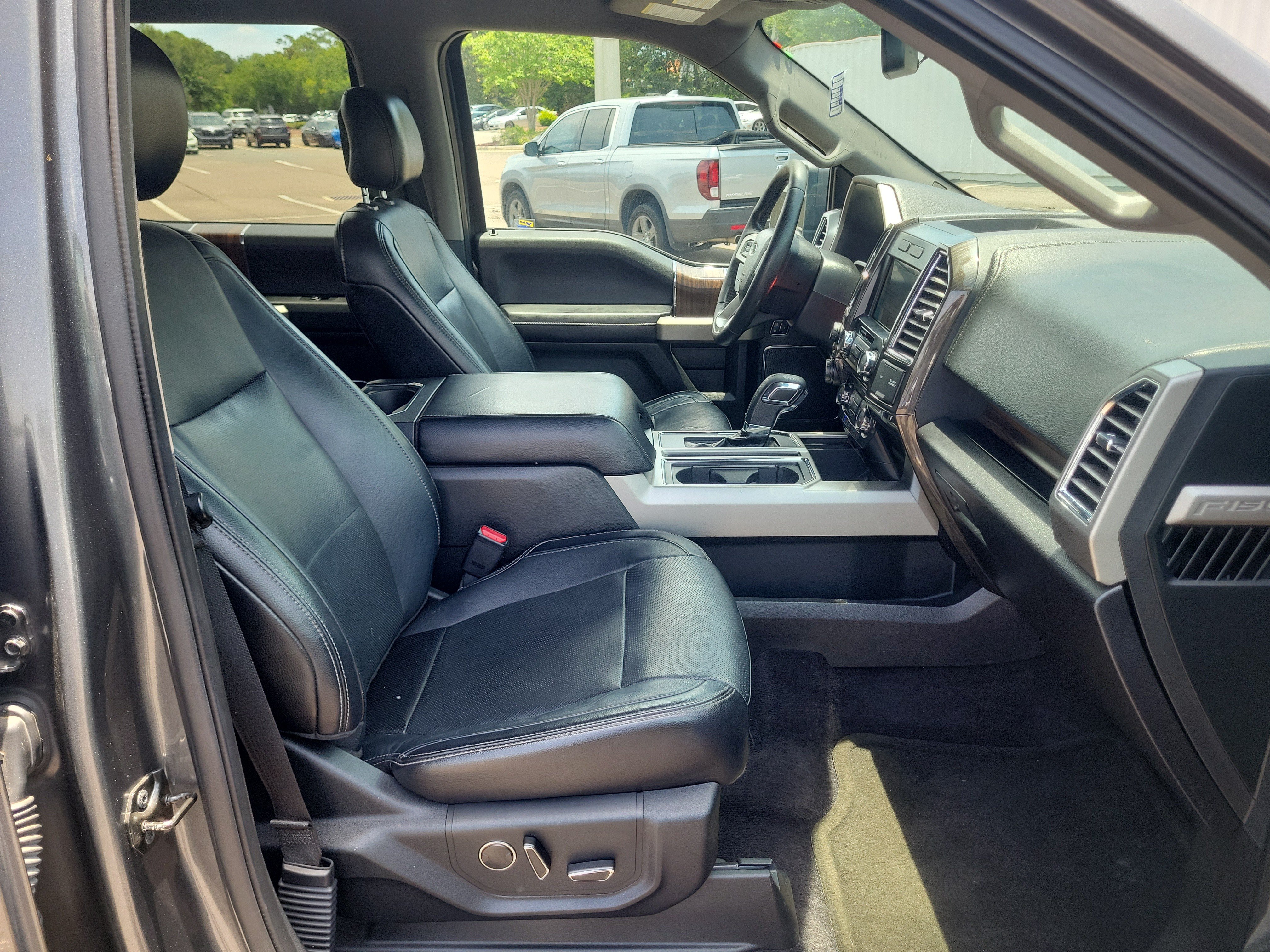 Used 2016 Ford F150 Lariat RWD image 17