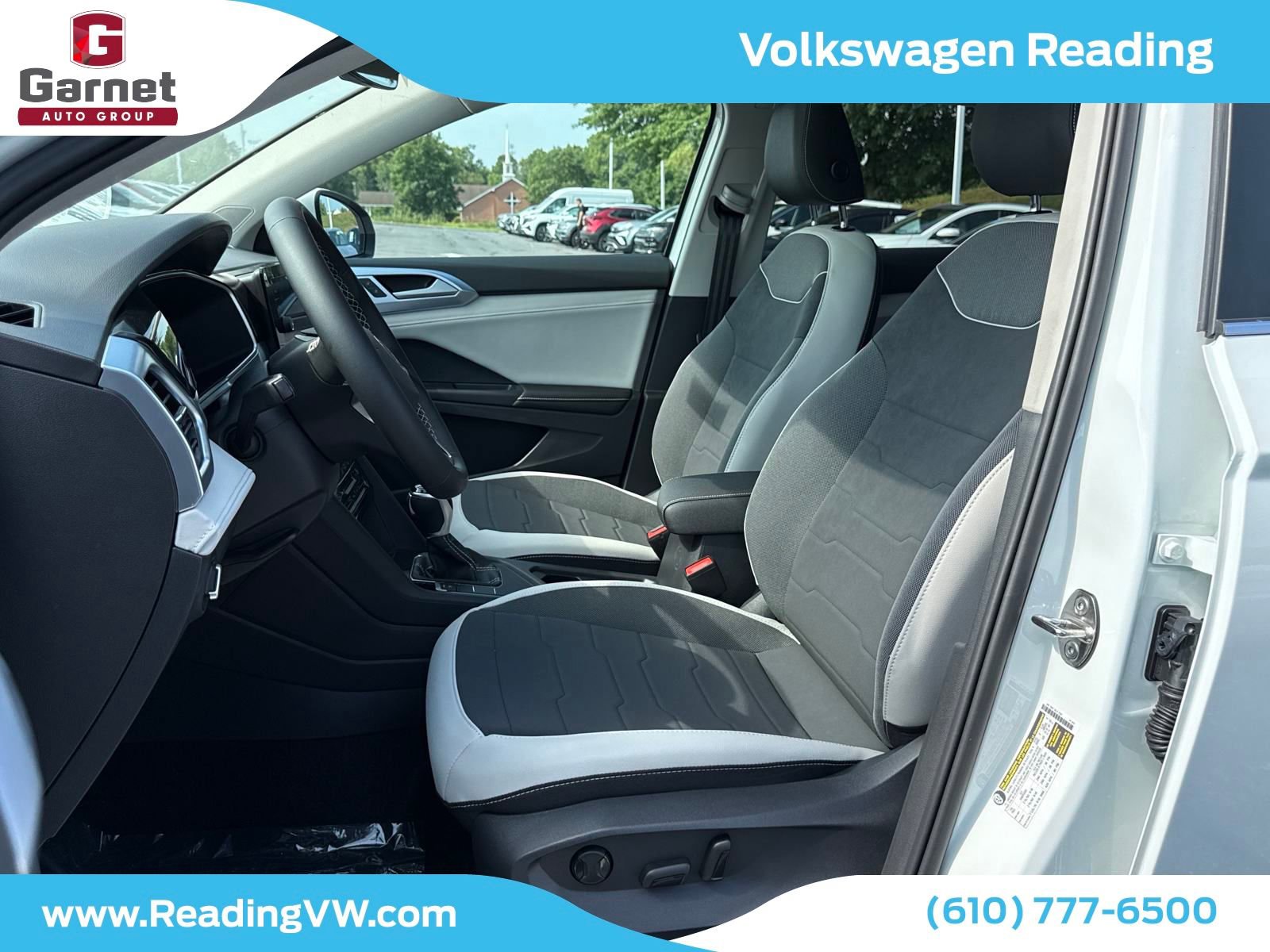 New 2025 Volkswagen Taos SE image 13