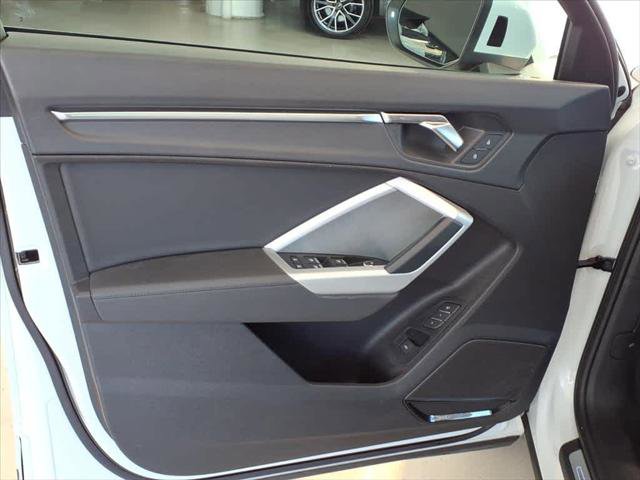 Used 2023 Audi Q3 2.0T Premium Plus w/ Premium Plus Package AWD/4WD image 10