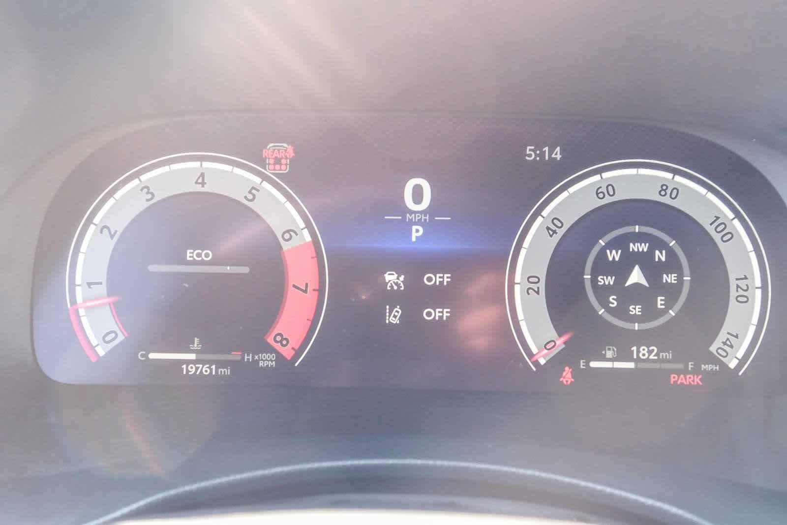 Used 2025 Toyota Highlander XSE AWD/4WD image 25