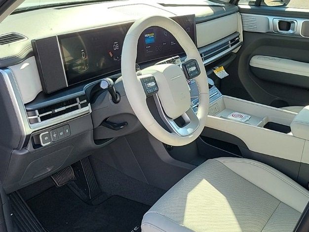 New 2025 Hyundai Santa Fe SEL image 13