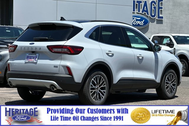 New 2025 Ford Escape SE image 4