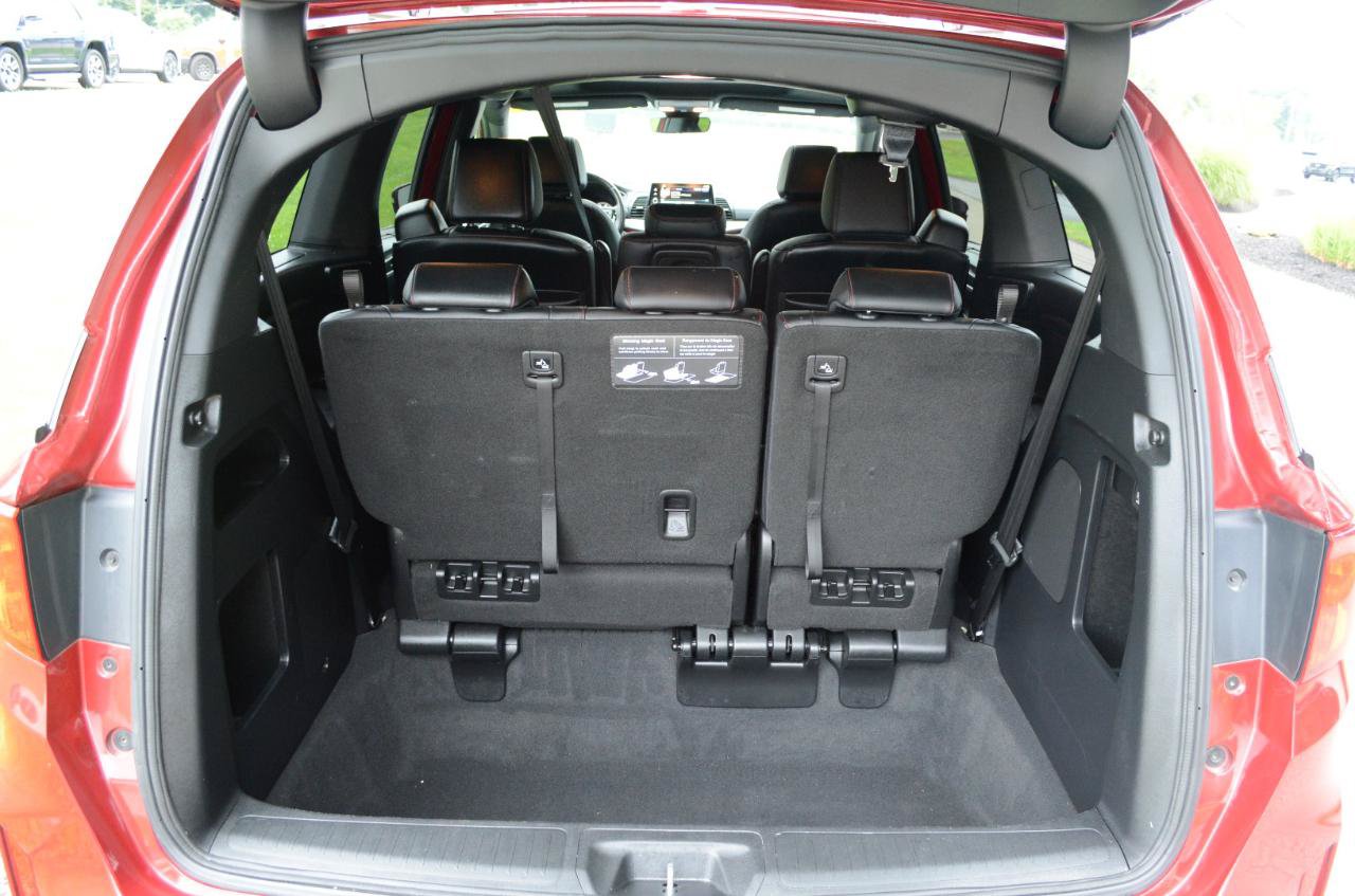 Used 2025 Honda Odyssey Sport-L image 16