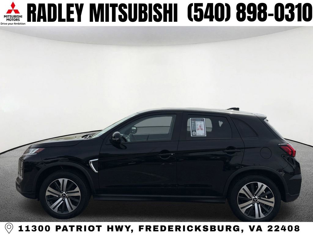Used 2024 Mitsubishi Outlander Sport SE AWD/4WD image 16