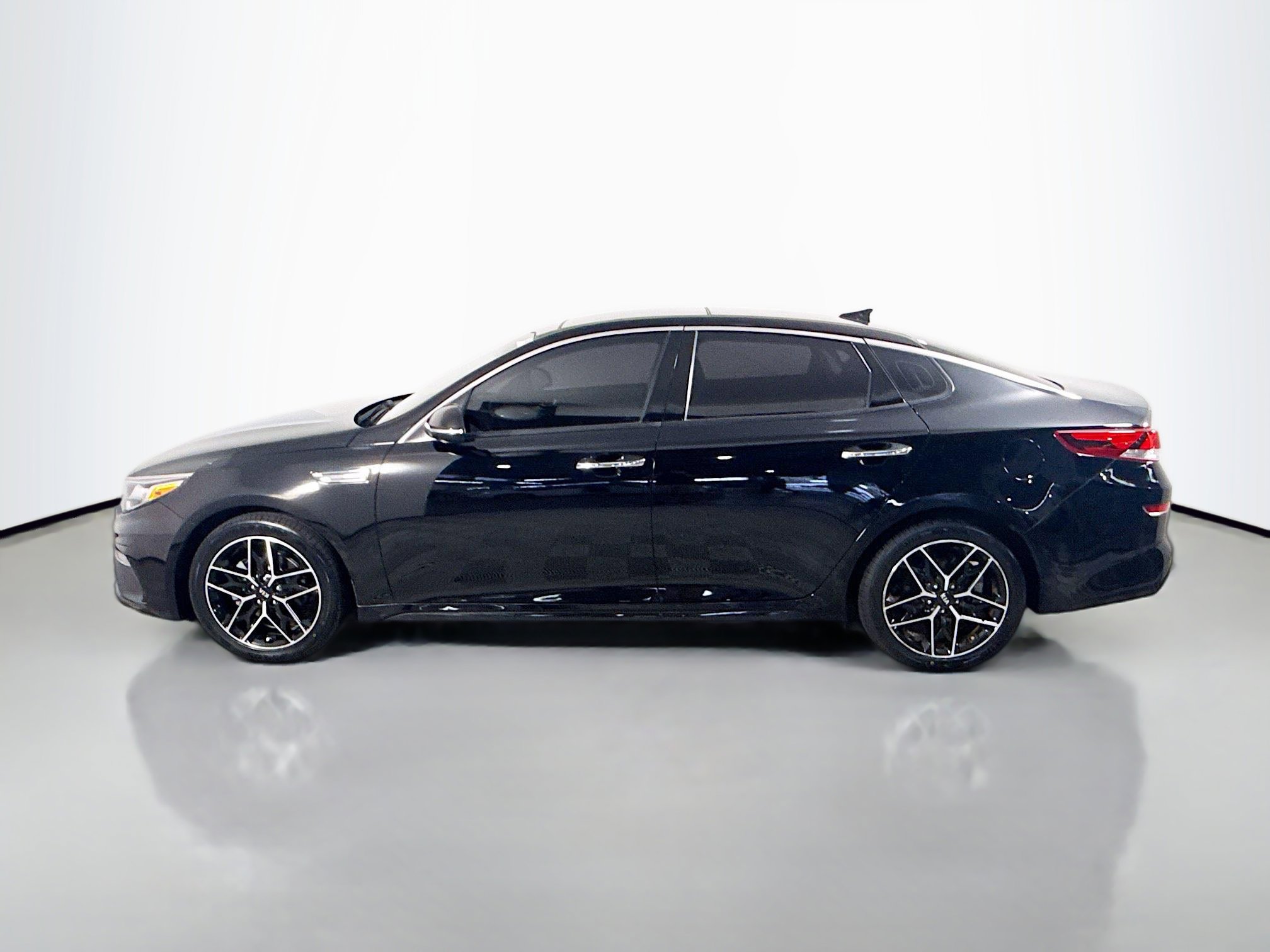 Used 2020 Kia Optima SE image 6