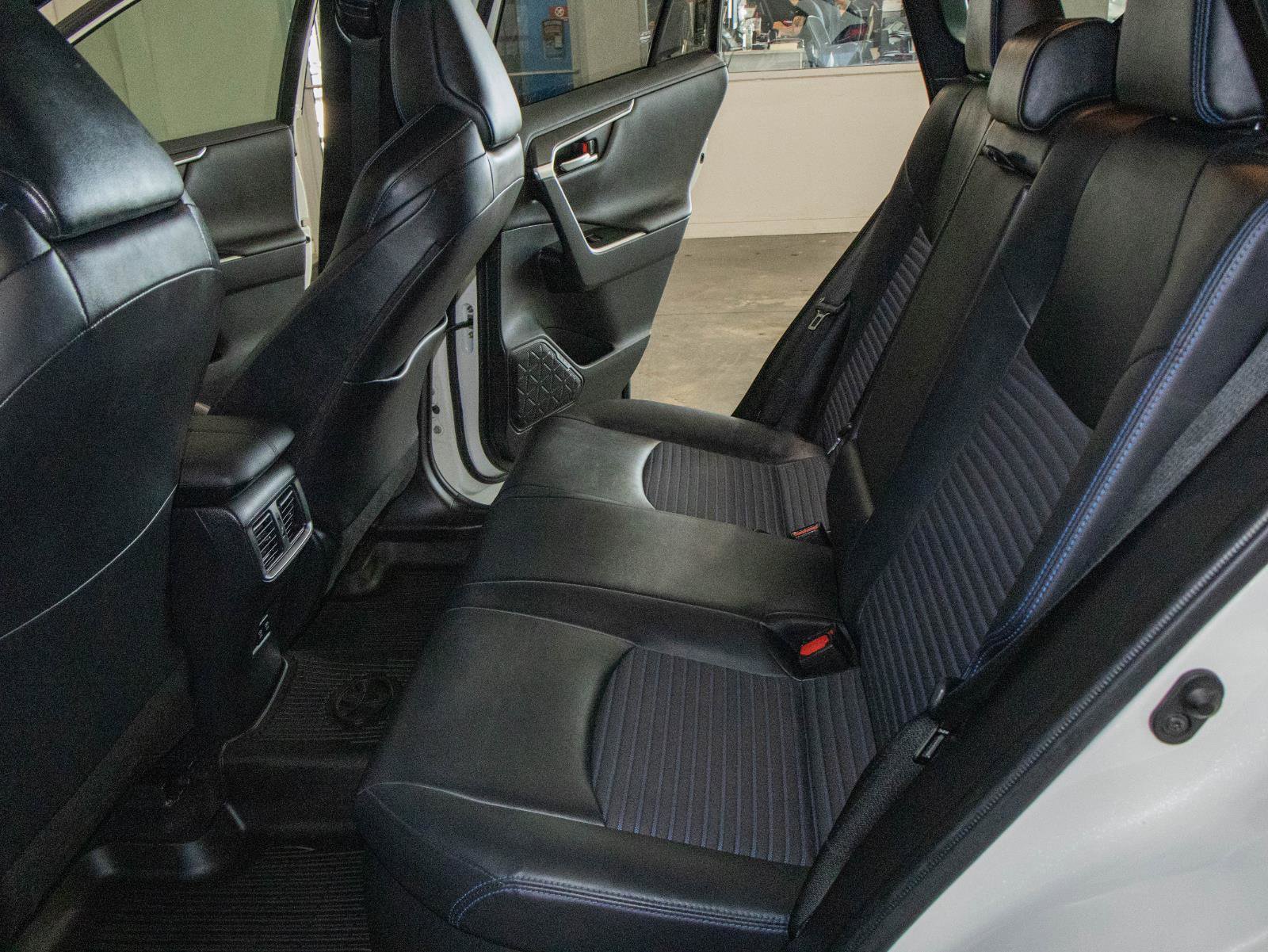 Used 2021 Toyota RAV4 XSE image 15