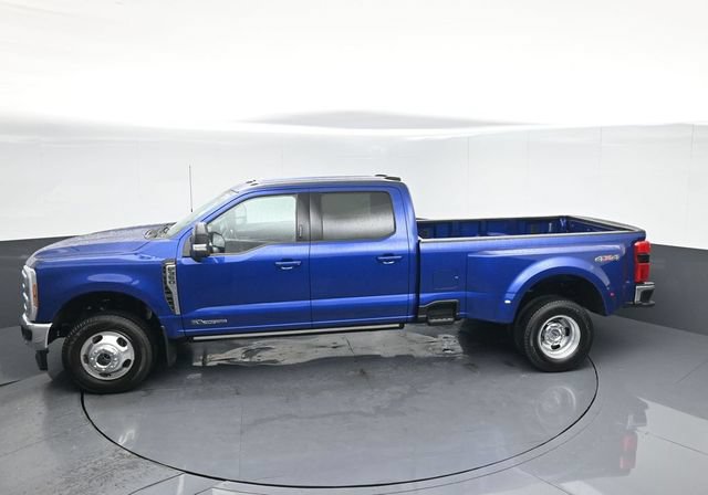Used 2026 Ford F350 Lariat w/ Lariat Ultimate Package AWD/4WD image 43