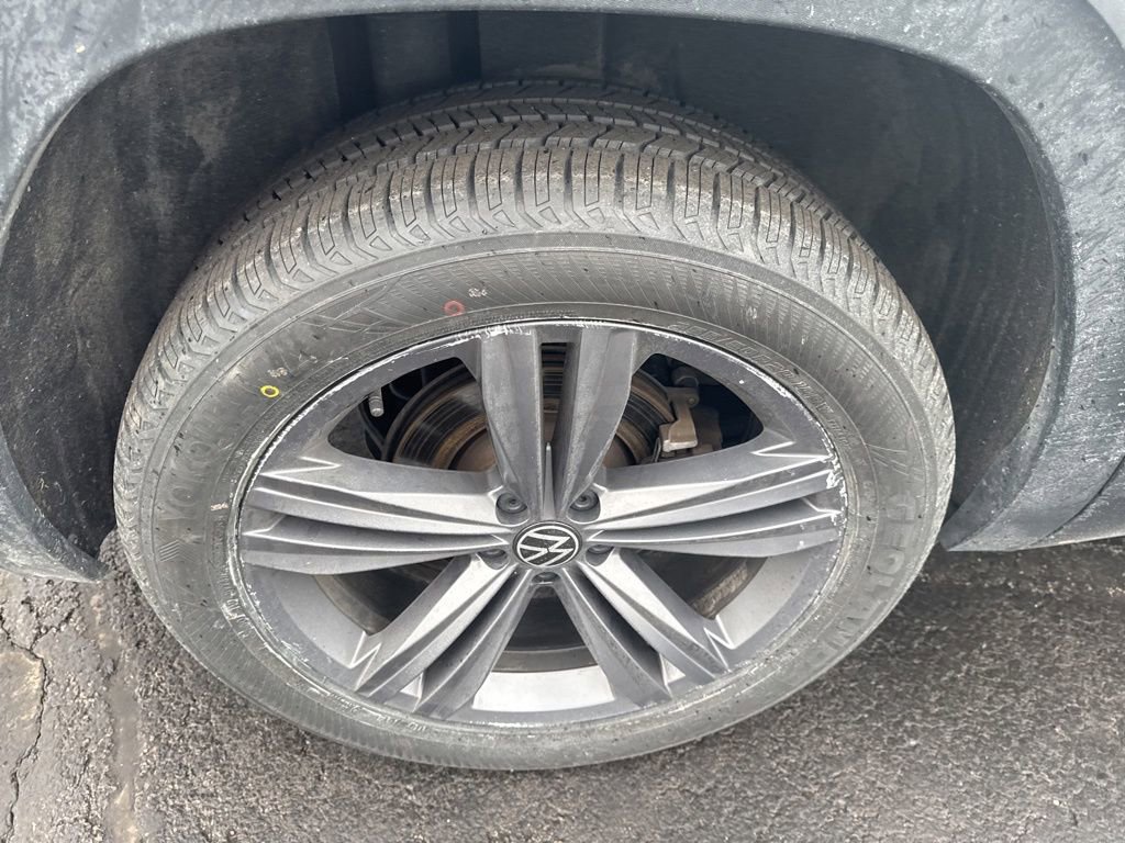 Used 2021 Volkswagen Atlas SE image 49